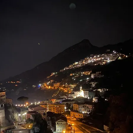 Panoramic Flat Amalfi Coast - Sea View Apartment Vietri